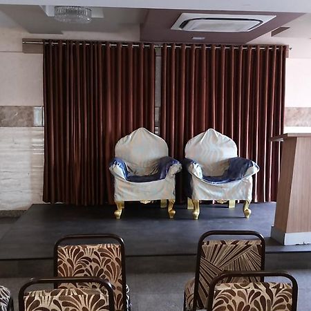 Adyar Ananda Bhavan Residency Hotel Бангалор Екстериор снимка